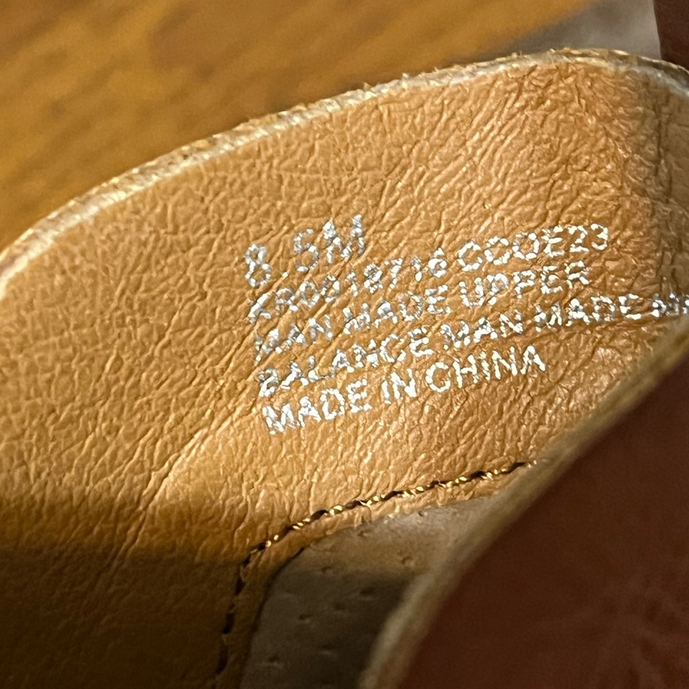 Korks Tan Cognac “Kari Block” Faux Leather Ankle Booties 3” Heel Size 8.5M - Picture 10 of 10